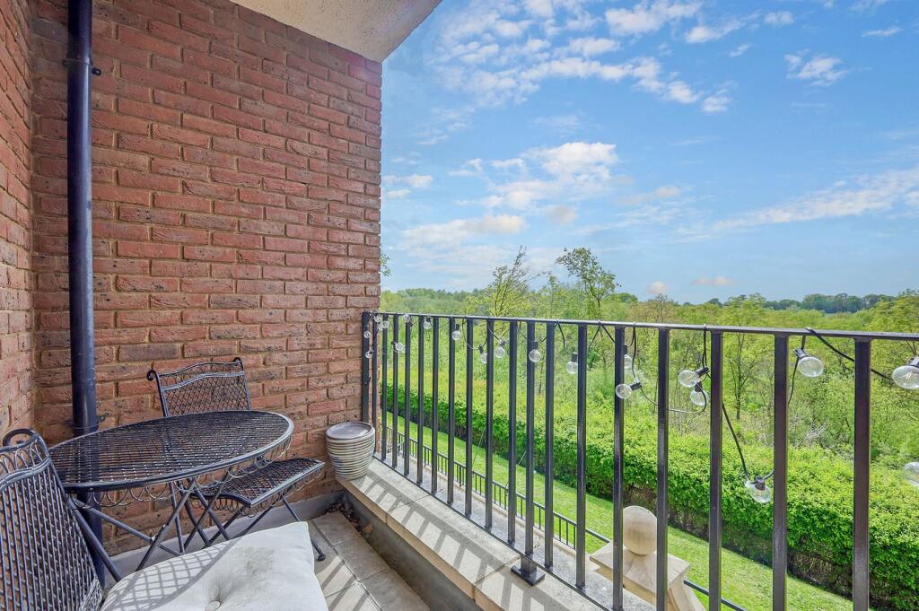 Additional image 7 of Kipling Close, Warley, Brentwood, CM14