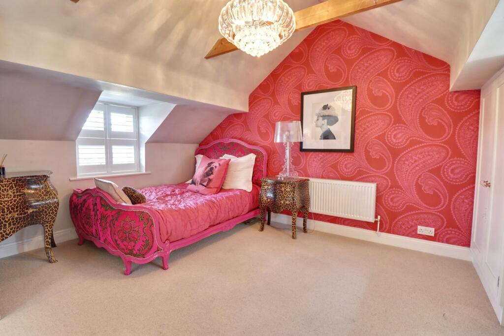 Additional image 18 of Old Harlow, CM17