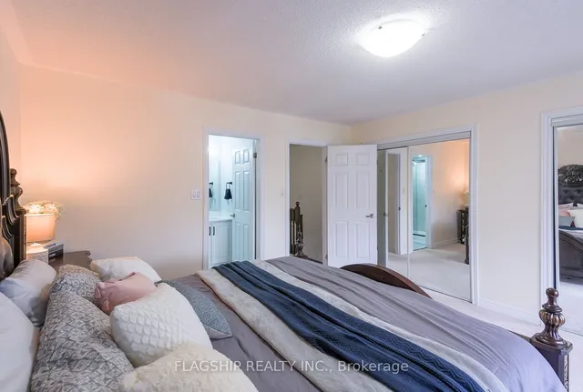 Additional image 19 of 19 Cedar Lake Cres