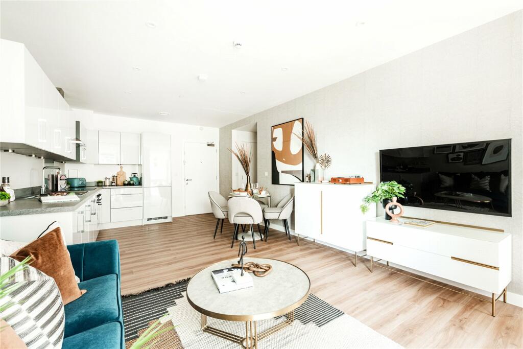 Additional image 4 of Crescent Gardens, 38 Cherry Orchard Road, Croydon, CR0