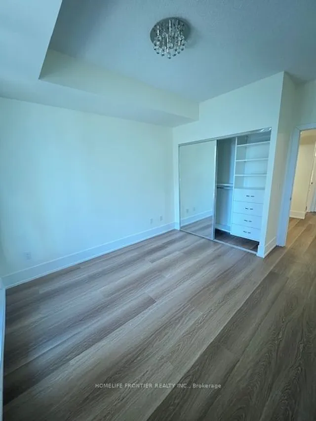 Additional image 10 of 35 Balmuto St Unit 710