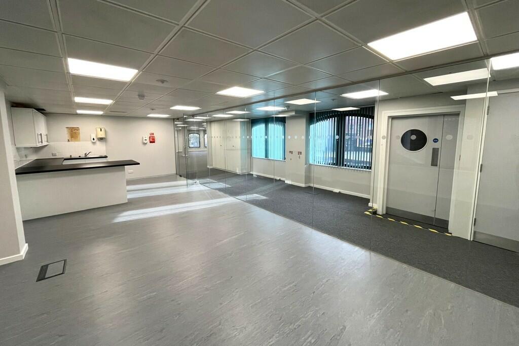 Additional image 3 of 218a Moulsham Street, Chelmsford, Essex, CM2