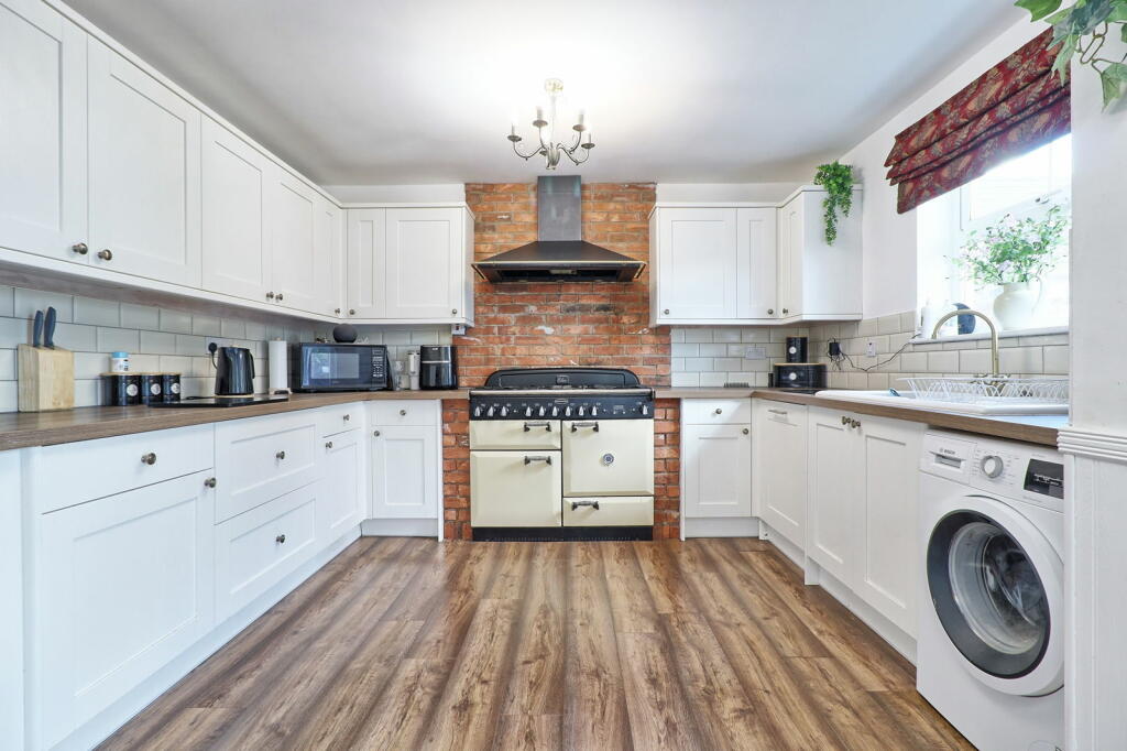 Additional image 6 of Scarborough Road, Southminster, CM0 7BU