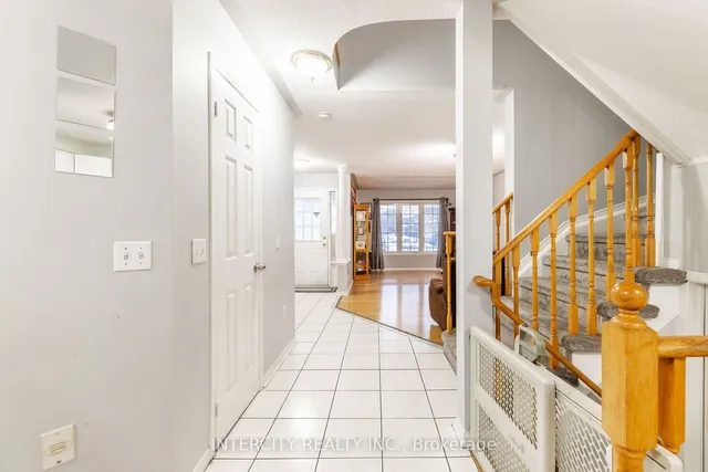 Additional image 30 of 32 Foxsparrow Rd