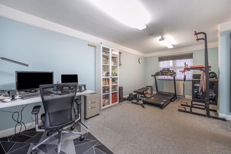 Additional image 13 of The Chase, Coulsdon