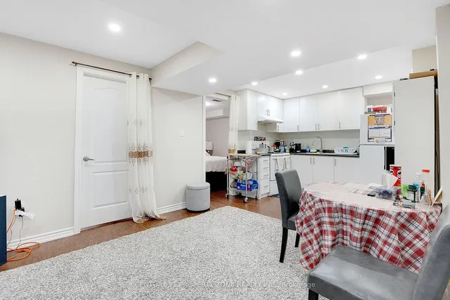 Additional image 20 of 9 Giltspur Rd