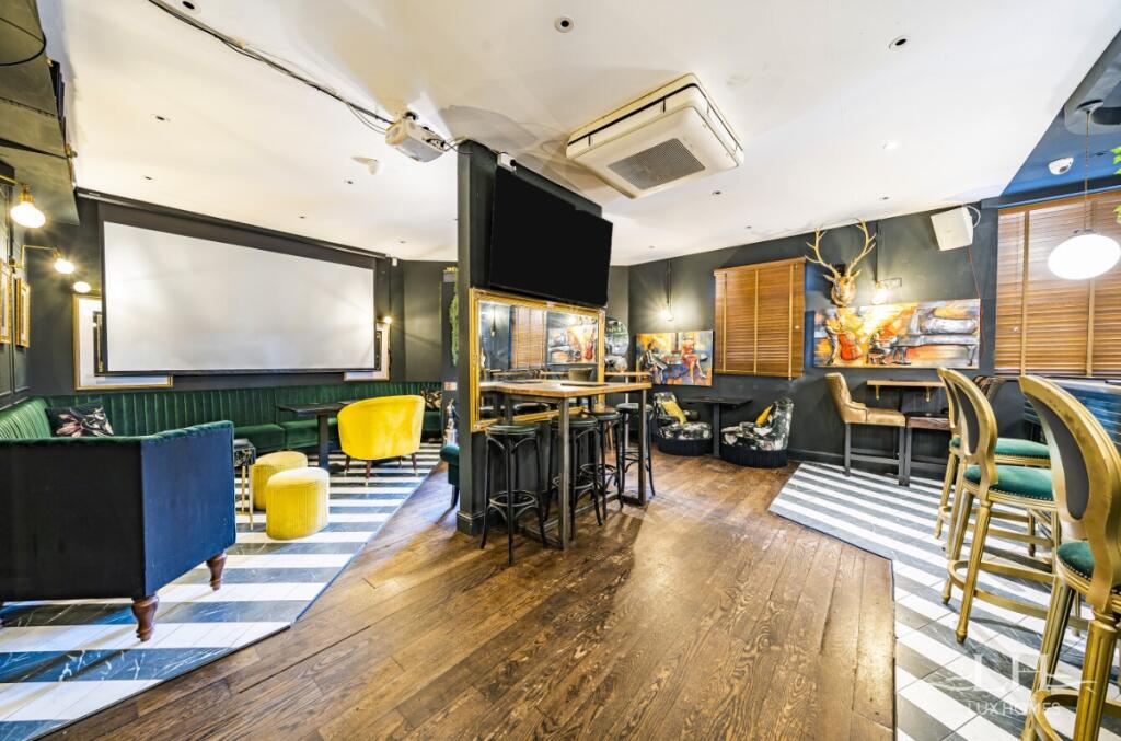 Additional image 7 of Library Bar, High Street, Ingatestone