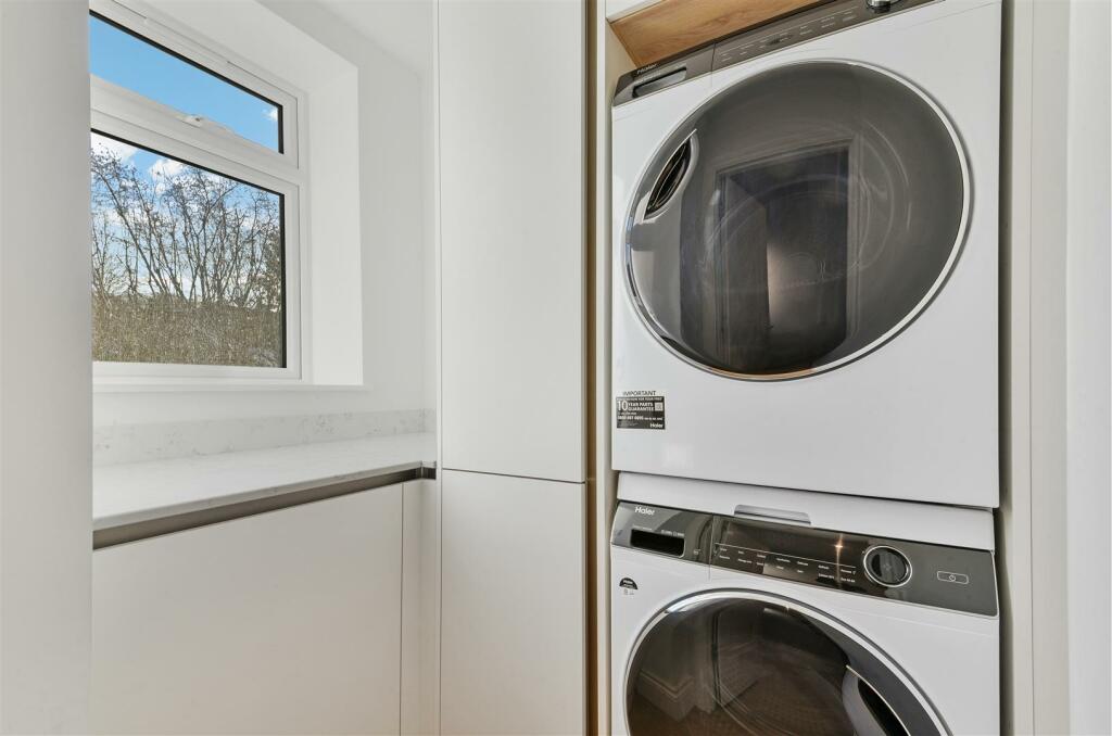 Additional image 25 of Harewood Road, South Croydon