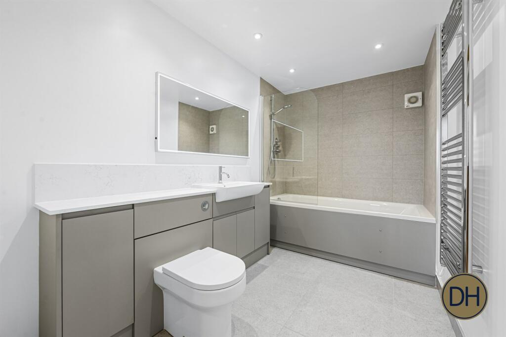 Additional image 13 of Primrose Cottage, Threshers Bush, Essex CM17