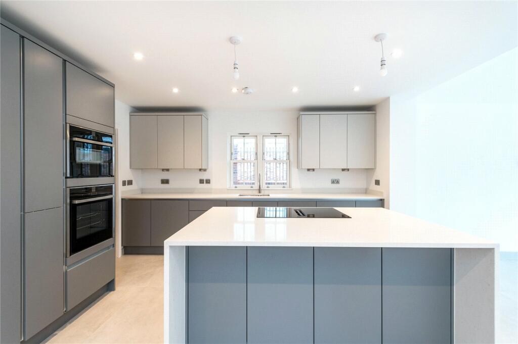 Additional image 5 of Silver Oak House, Braiswick, 134 Braiswick, Colchester, Essex, CO4