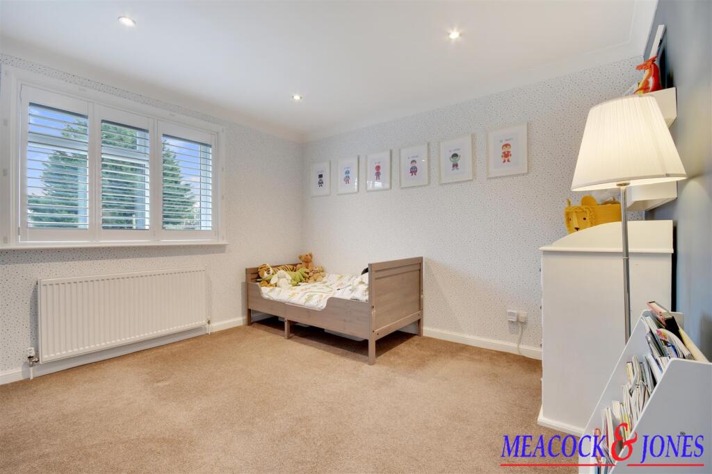 Additional image 23 of Tye Common Road, Billericay