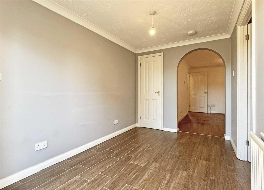 Additional image 7 of Sun Lido Square Gardens, Braintree