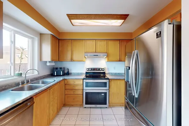 Additional image 10 of 180 Tiller Tr