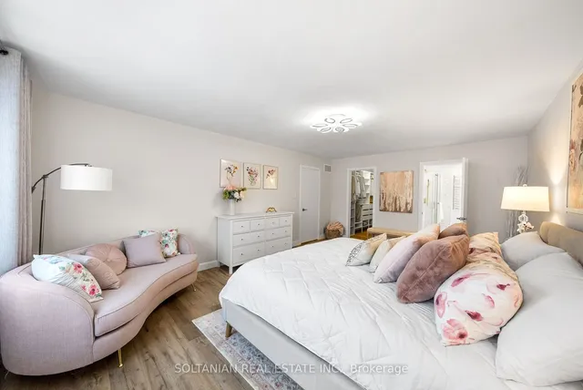 Additional image 13 of 12 Marisa Crt