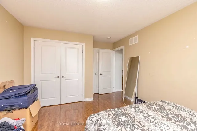 Additional image 23 of 37 Lola Cres