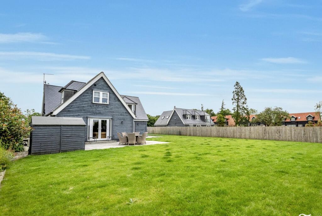 Additional image 20 of Moreton