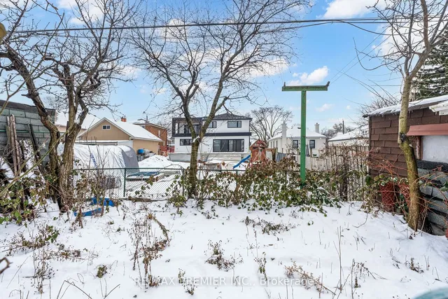 Additional image 39 of 45 Debby Crt