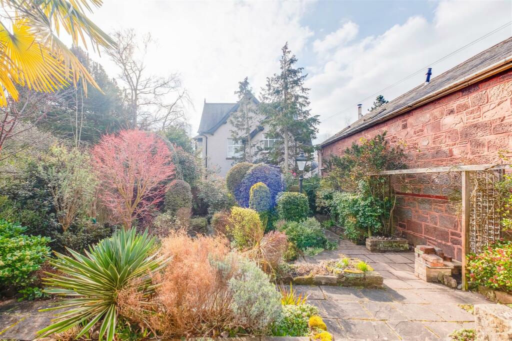 Additional image 17 of Wood Lane, Parkgate, Neston