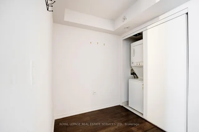 Additional image 20 of 36 Lisgar St Unit 1003E