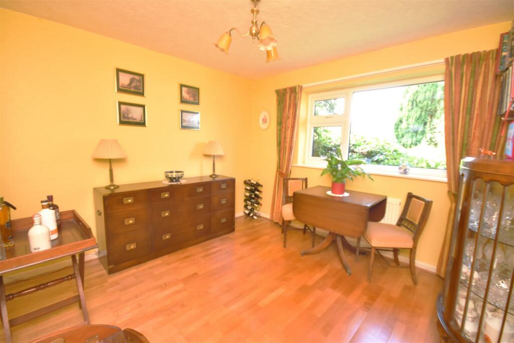 Additional image 11 of Field Hey Lane, Willaston, Neston