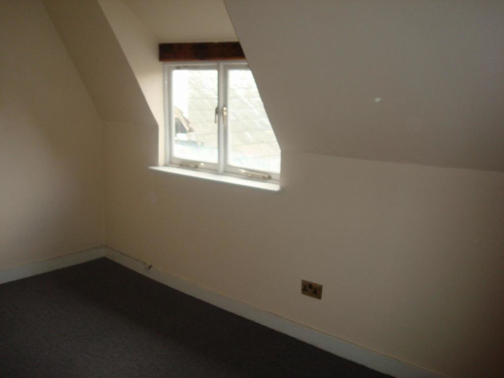 Additional image 6 of Braintree