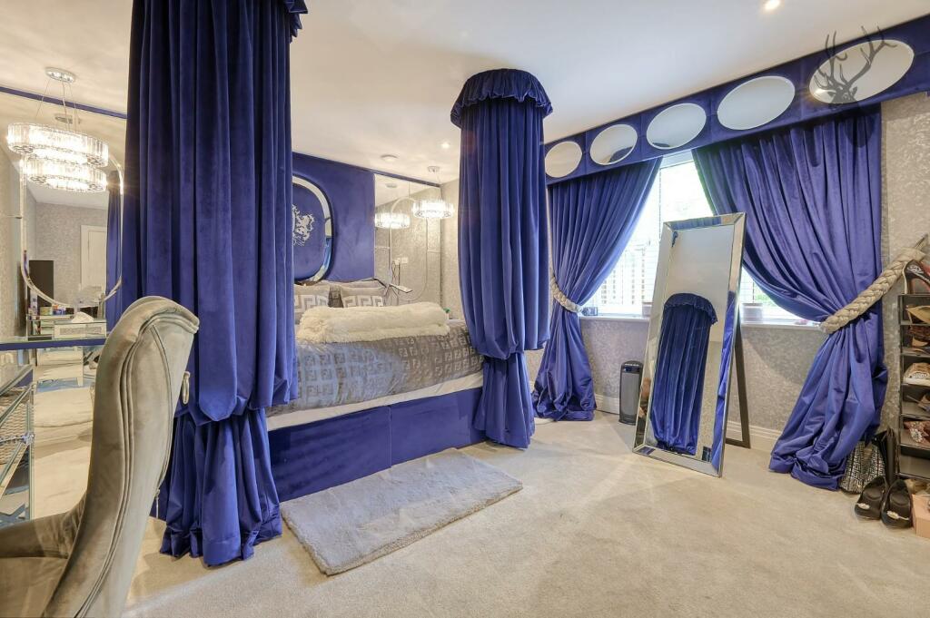 Additional image 5 of Coppice Row, Theydon Bois, Essex