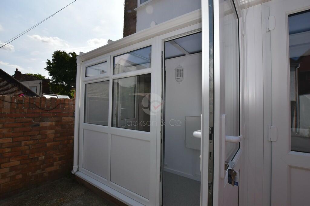 Additional image 10 of Hythe Hill, Colchester