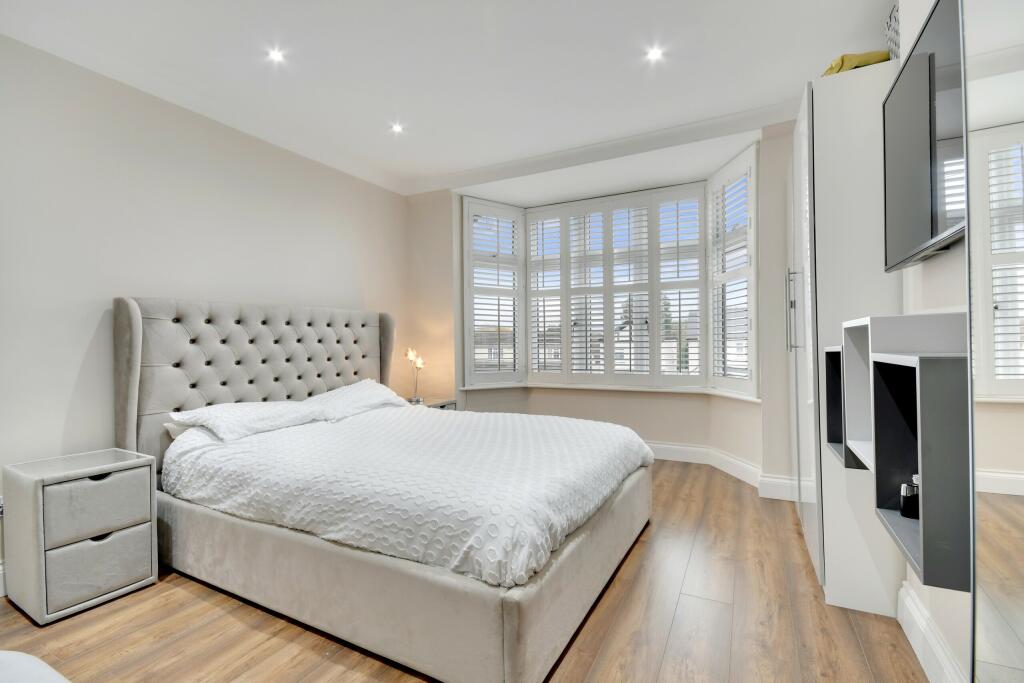 Additional image 7 of Galleywood Road, Chelmsford
