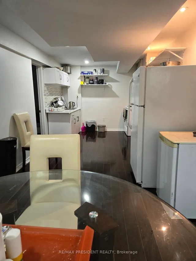 Additional image 19 of 67 Maple Valley St