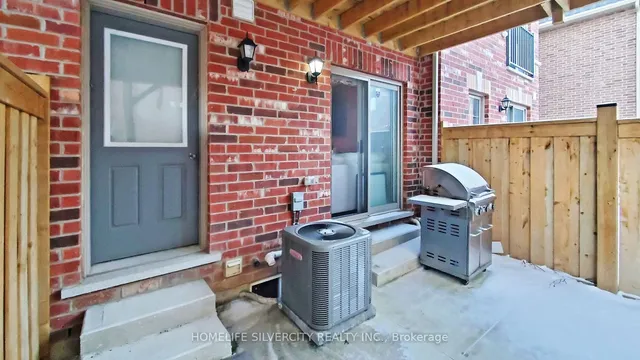 Additional image 38 of 41 Padbury Tr