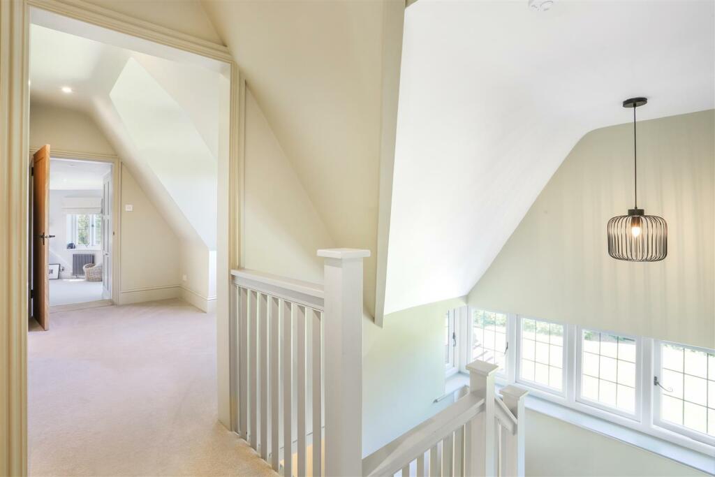 Additional image 35 of Hazelwood Lane, Chipstead