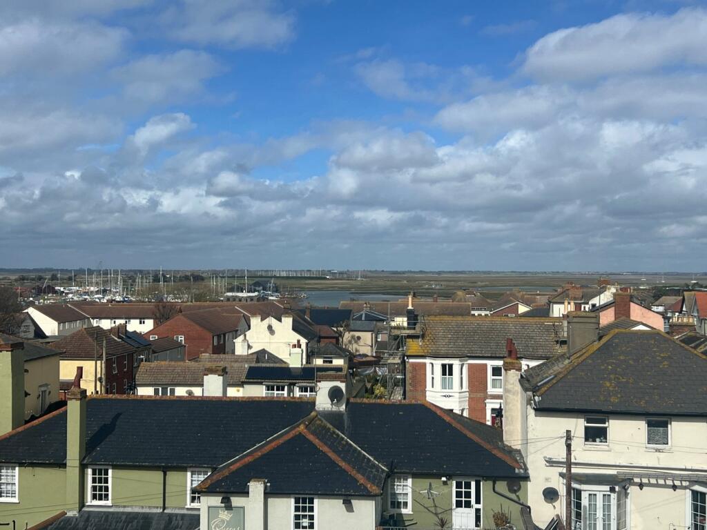 Additional image 22 of The Parade, WALTON ON THE NAZE, CO14