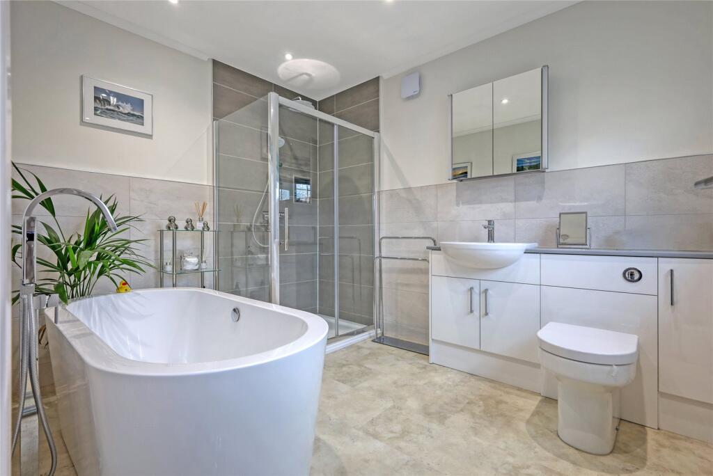 Additional image 22 of Chartfield Drive, Kirby-le-Soken, Frinton-on-Sea, Essex, CO13