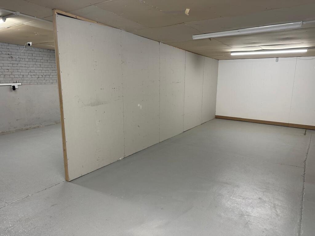 Additional image 6 of Herongate