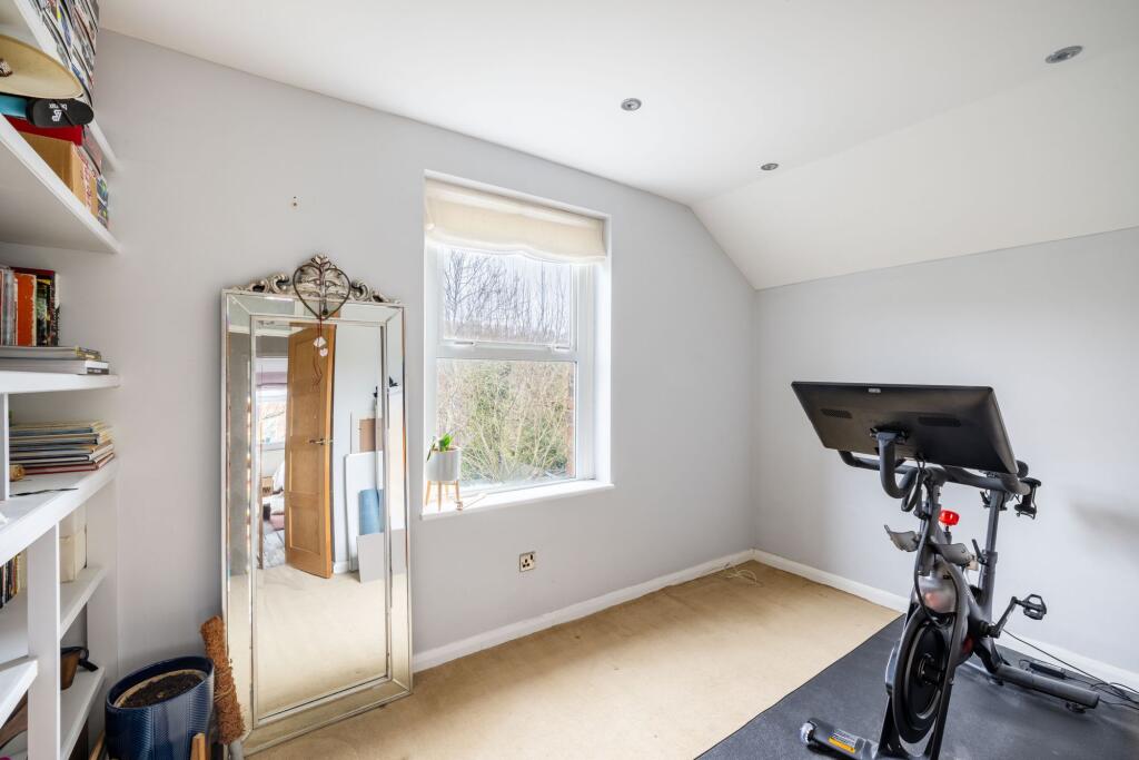 Additional image 8 of Beechwood Road, Caterham, CR3