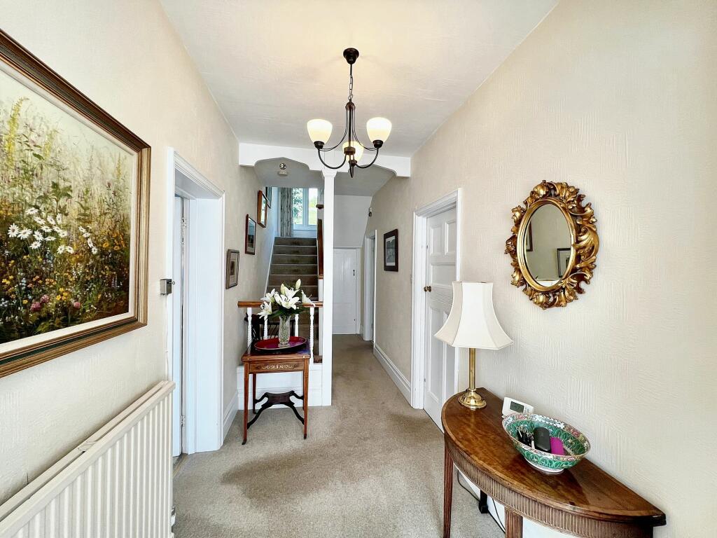 Additional image 5 of The Drive, Coulsdon, CR5