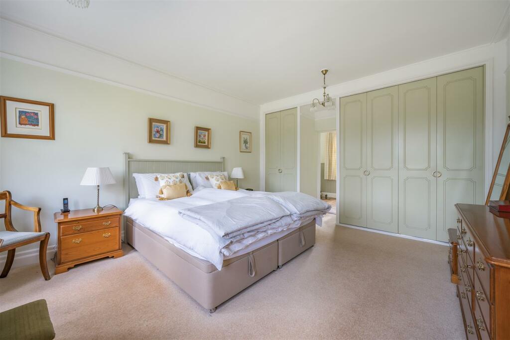 Additional image 20 of How Lane, Chipstead