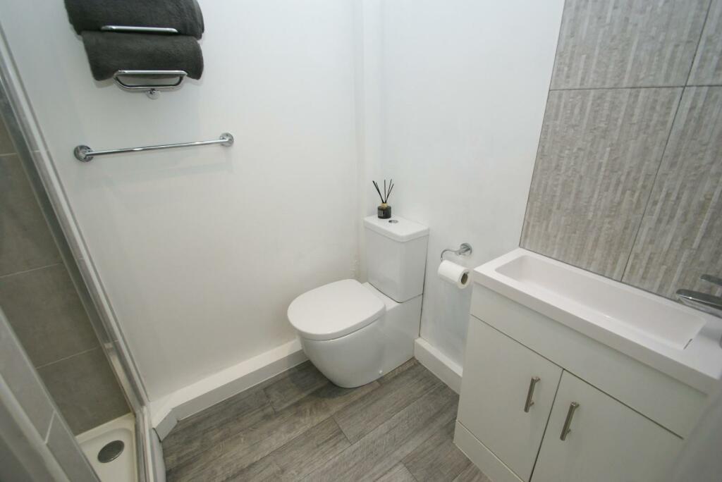 Additional image 6 of Robin Hood Road, ELSENHAM