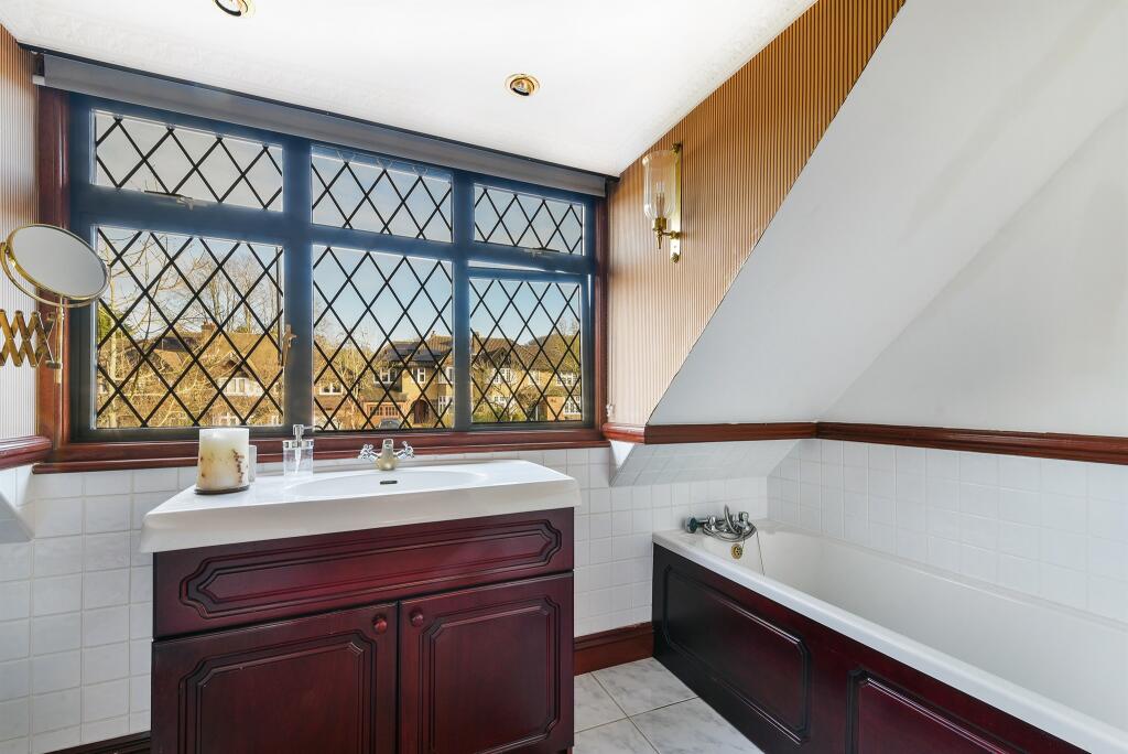 Additional image 16 of Farley Road, South Croydon