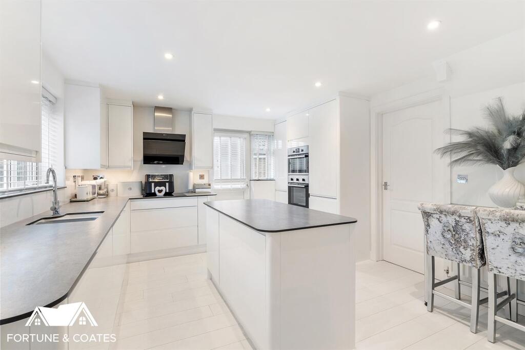 Additional image 8 of Rushton Grove, Harlow
