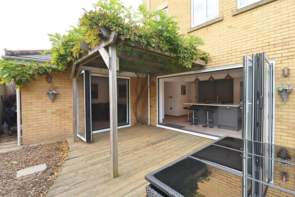 Additional image 26 of Grantham Avenue, Great Notley, Braintree