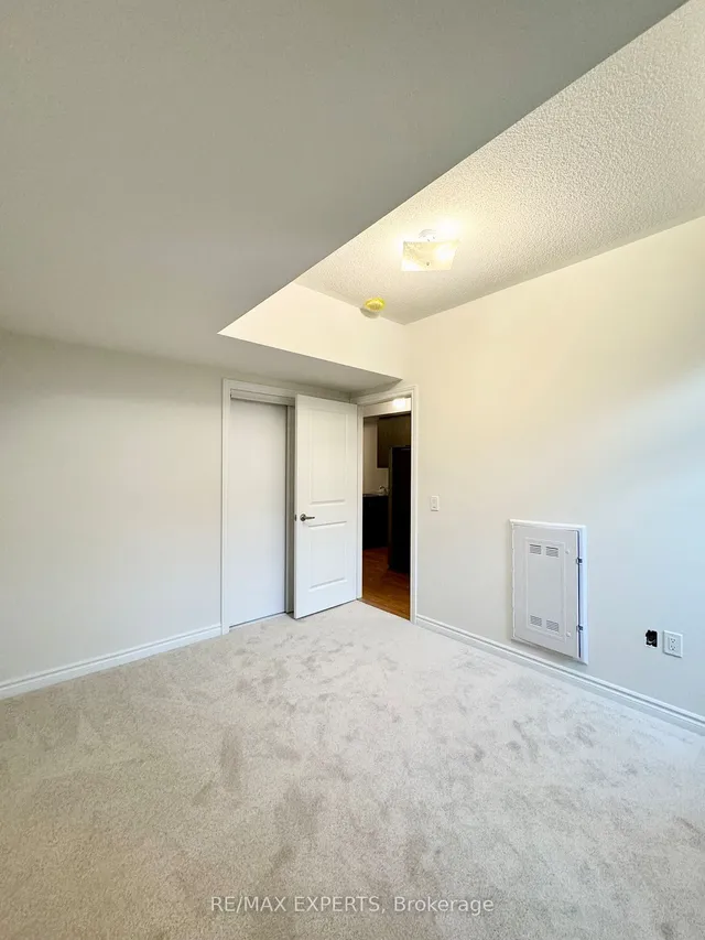 Additional image 2 of 20 Halliford Pl Unit 102
