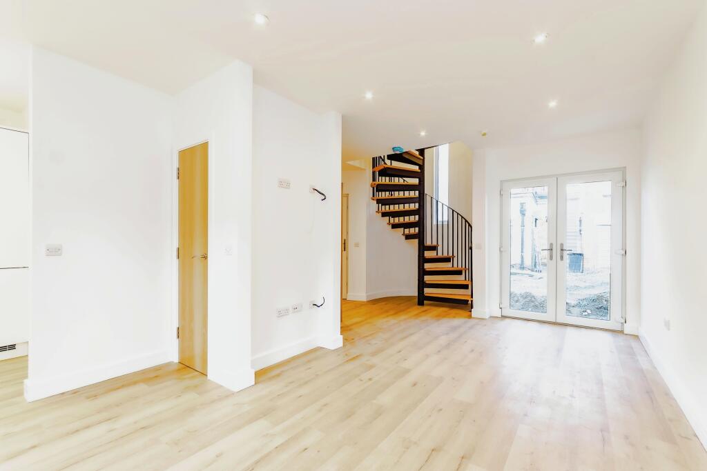 Additional image 9 of Goschen Mews, Addington Road, South Croydon, CR2