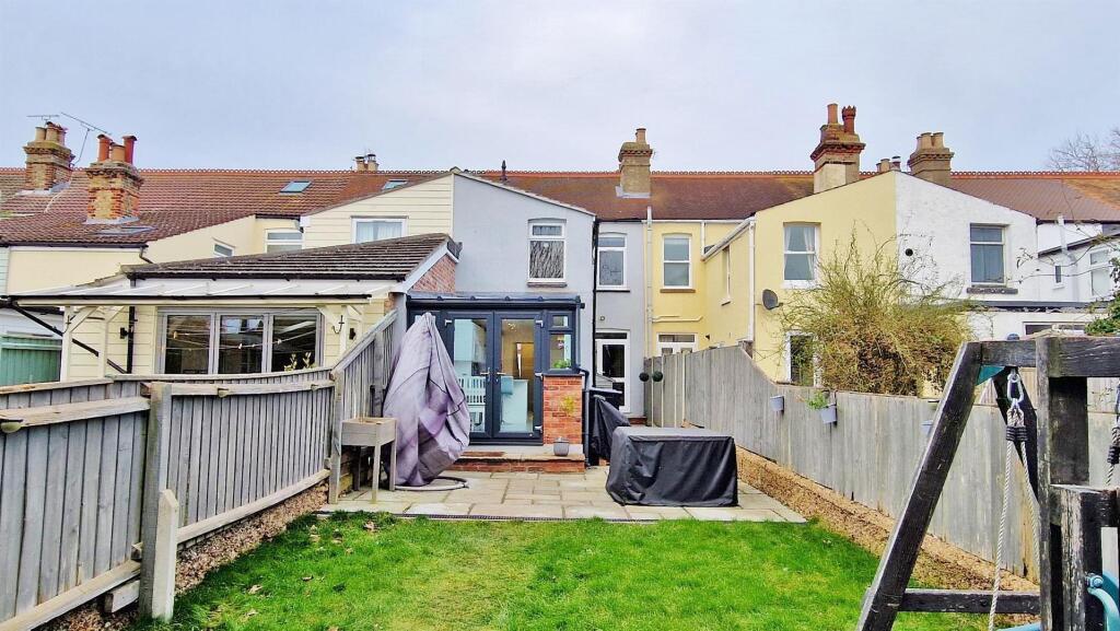 Additional image 25 of Wittonwood Road, Frinton-On-Sea