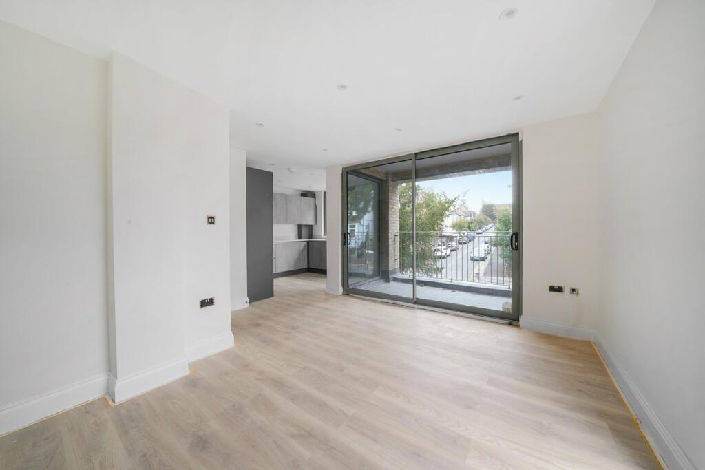 Additional image 7 of Selsdon Road, South Croydon, CR2