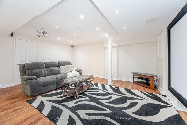 Additional image 26 of 60 Clover Bloom Rd