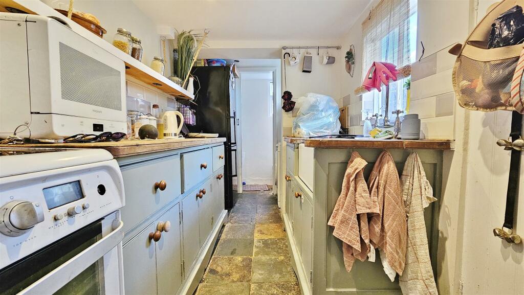 Additional image 6 of High Street, Thorpe-le-Soken