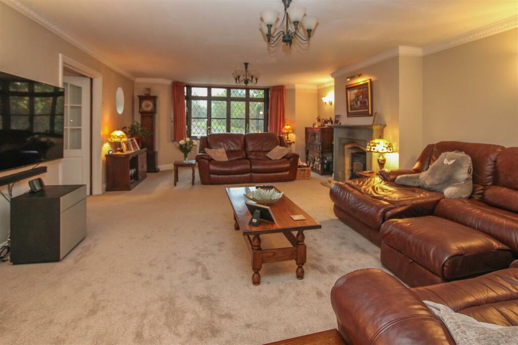 Additional image 5 of Nags Head Lane, Brentwood