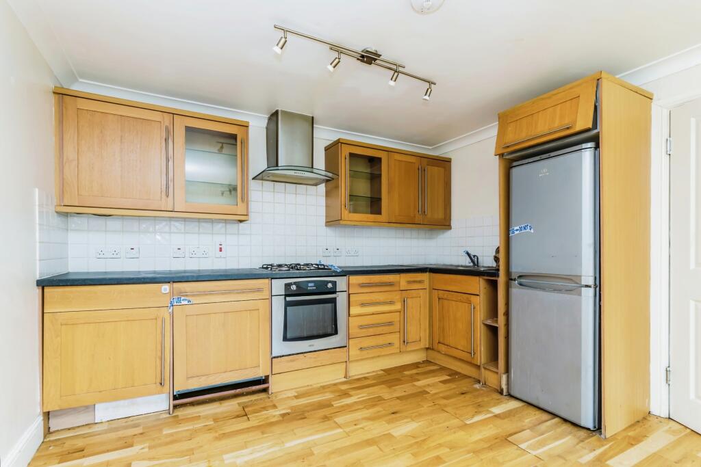 Additional image 3 of Godstone Road, Whyteleafe, Surrey, CR3