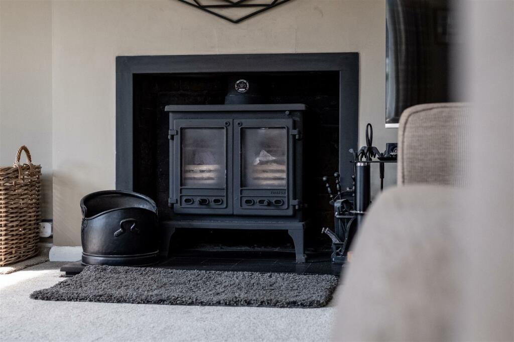 Additional image 4 of Victoria Road, Little Neston, NESTON